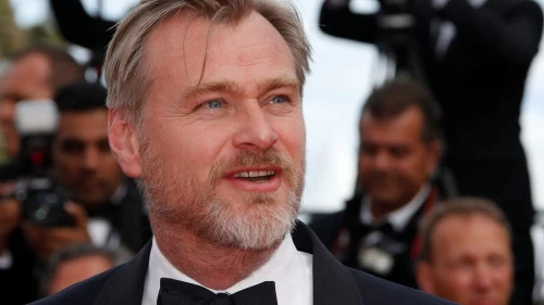 Christopher Nolan, diretor de "Oppenheimer" não trabalha em mais filmes até fim de Greve