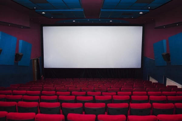 cinemas-abrem-dia-19-de-abril-despois-do-covid