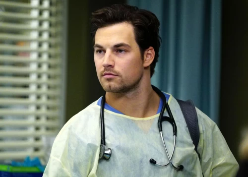 giacomo-gianniottide-de-anatomia-de-grey-vai-fazer-gold-digger-na-netflix