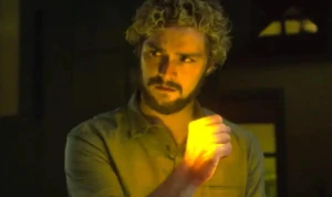 Finn Jones pode regressar como "Punho de Ferro"? Imagem deixa dúvidas