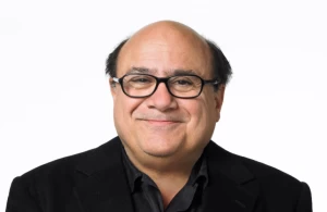 'Atira a Mamã do Comboio 2' pode acontecer, mas 'Gémeos 2' não, diz Danny DeVito