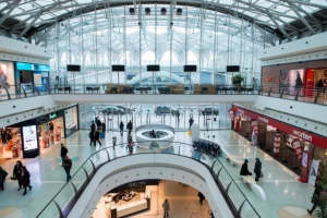 Há um centro comercial em Lisboa a oferecer bilhetes de cinema