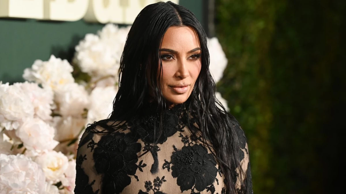 Kim Kardashian vai produzir e entrar em comédia ‘The 5th Wheel’