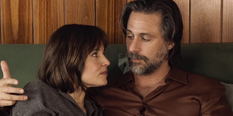 SkyShowtime revela trailer e nova imagem da série original "Mentiras Pasajeras"